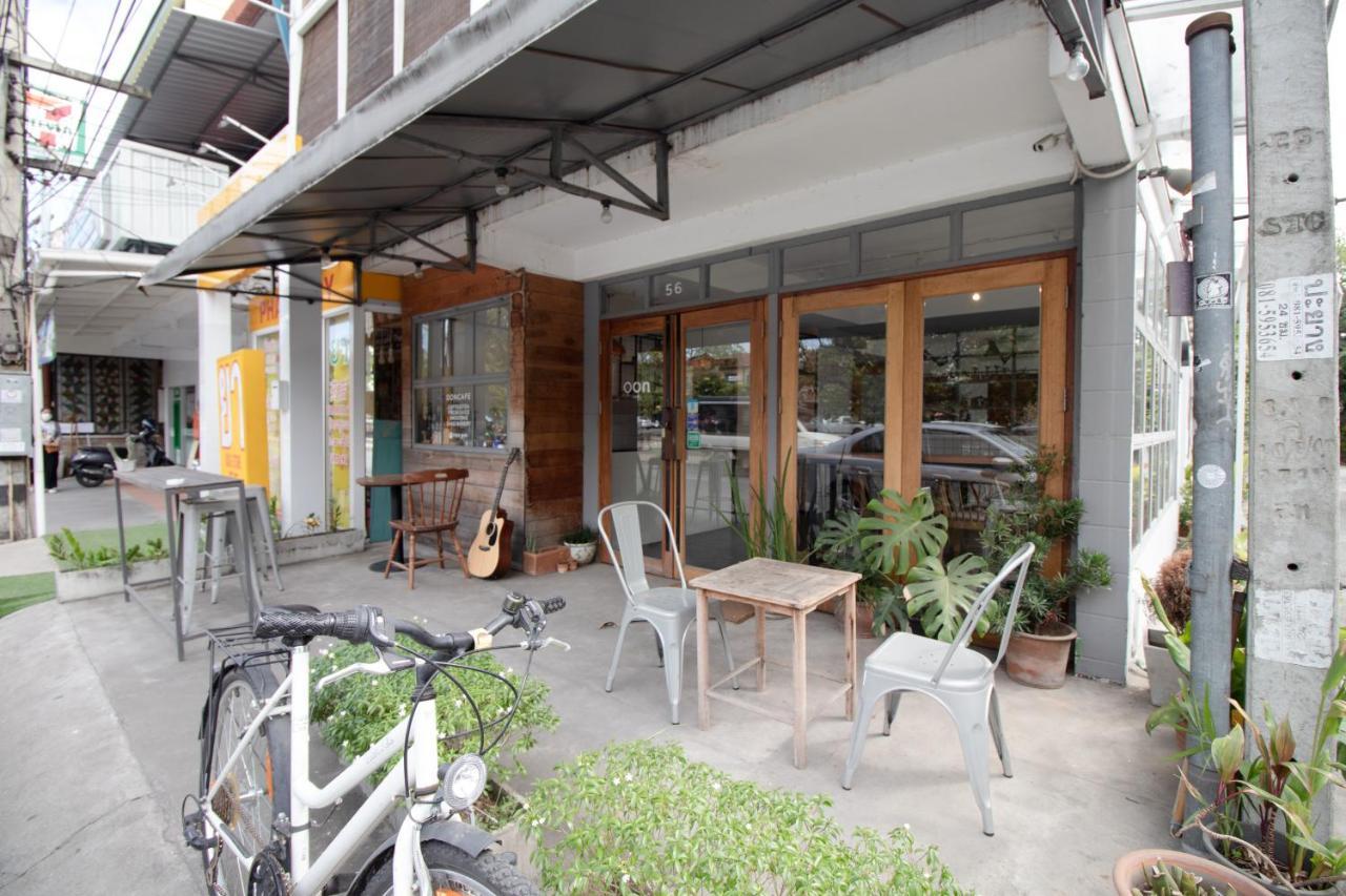 Oon Poshtel X Cafe Chiang Mai Exterior foto
